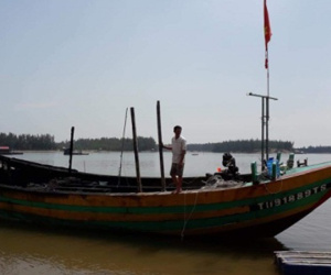 Thanh Hóa: Hai tàu cá của ngư dân bất ngờ bốc cháy, thiệt hại trên 1 tỷ đồng