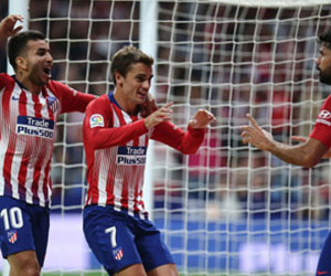 Atletico 3-0 Huesca: Griezmann đưa Atletico vào top 3