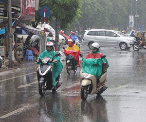 Chiều tối 26/9: Khu vực nội thành Hà Nội mưa dông, đề phòng gió giật mạnh