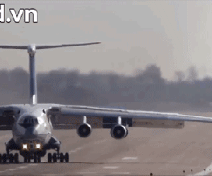 Nga đánh lừa Israel khi sử dụng 'lực sĩ' IL-76 để chở S-300 cho Syria?