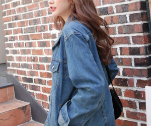 Sợ diện blazer già, áo khoác denim chính là lựa chọn thay thế cực trẻ trung dành cho các nàng công sở