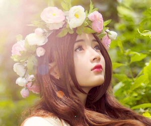 Nếu không muốn khổ, phụ nữ hãy giấu nhan sắc
