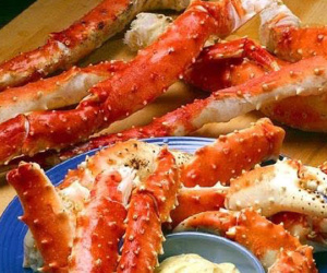 Cua Cà Mau đấu với... cua hoàng đế Mỹ