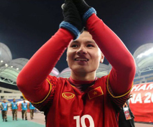 Báo châu Á: Quang Hải cần xuất ngoại, ở lại Hà Nội FC chỉ lãng phí tài năng