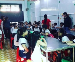 Chửi học sinh phạt 20 triệu, ép học thêm phạt 10 triệu