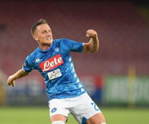 Arsenal và Chelsea gặp khó vụ sao khủng Napoli
