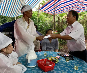 Vụ nữ du khách bị sét đánh ở bãi biển Vũng Tàu: Do xài điện thoại!
