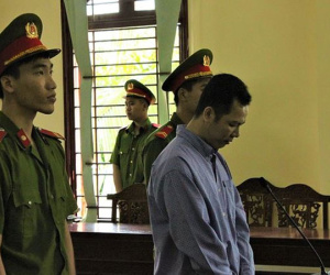 Đâm chết người tình đang mang thai rồi tự sát