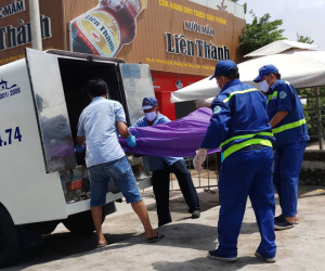 Người dân đánh cá hốt hoảng phát hiện thi thể thanh niên trôi gần bến buýt sông Sài Gòn