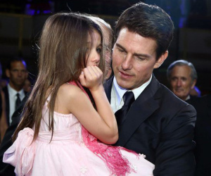 Tom Cruise vẫn từ chối gặp gon gái ruột Suri dù được cho phép ở bên bé 10 ngày mỗi tháng?
