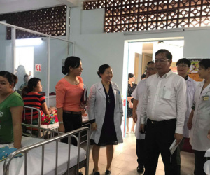 Thực hư chuyện Bệnh viện Nhi đồng 1 lấy căng tin làm phòng điều trị tay chân miệng và sởi cho trẻ vì quá tải