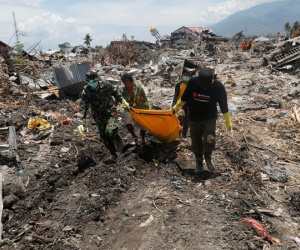 Sau thiên tai kép, hai ngôi làng ở Indonesia bị xóa sổ khỏi hành tinh