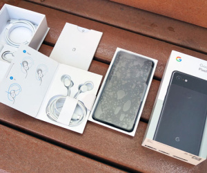'Trên tay sớm' Google Pixel 3 xl: camera selfie kép, màn hình oled, giá gấp đôi iphone xs