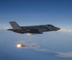 Báo Mỹ: S-300/400 chưa hoàn hảo để chặn đòn đánh của F-35