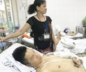 Bố mẹ của nam thanh niên bị truy sát phải cưa chân: 'Bọn côn đồ chúng dã man quá'