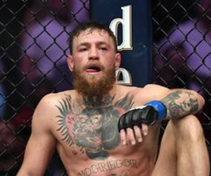 McGregor đòi tái đấu Khabib sau thất bại 'điên rồ'