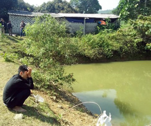Ra hồ tưới cà phê chơi, 3 học sinh đuối nước thương tâm