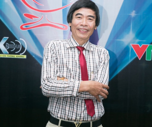 Tiến sĩ Lê Thẩm Dương ngồi ghế nóng cùng đạo diễn Lê Hoàng, Trương Ngọc Ánh