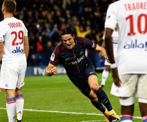 Video tổng hợp: PSG 2-0 Lyon (Vòng 6 Ligue 1 2017/18)