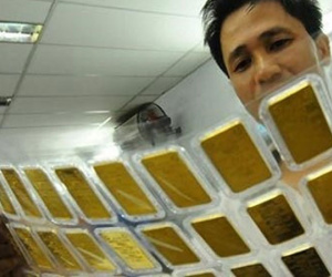 Giá vàng hôm nay 9/10: USD tăng vô cực, vàng bán tháo không dừng