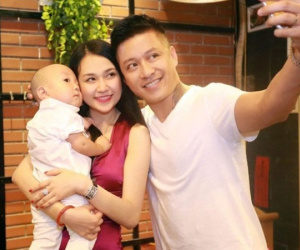 Người vợ khiến Tuấn Hưng mỉm cười sau giọt nước mắt cay đắng vì bị hủy show phút chót