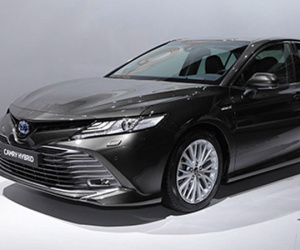 Toyota Camry trở lại châu Âu sau 14 năm vắng bóng