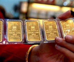 Giá vàng hôm nay 10/10: USD dựng ngược, vàng không lối thoát