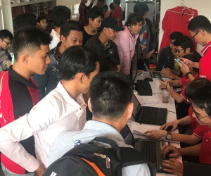 Aber tái xuất sau 2 tháng, tài xế Grab, Go-Viet lại chen chân đăng ký