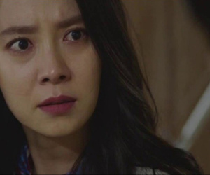 Chấp nhận 'trả nợ' cho mẹ một nàng dâu, người chồng ích kỷ đẩy vợ vào bi kịch 'cô vợ nghĩa vụ'