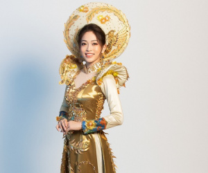 Hé lộ trang phục dân tộc lộng lẫy của Phương Nga tại Hoa hậu Hòa bình Quốc tế 2018