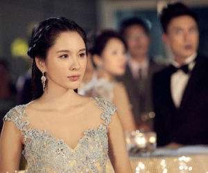 Cuộc đụng độ bất ngờ giữa vợ và chồng ở tiệc cưới một người bạn khiến vợ khám phá ra bí mật bấy lâu chồng giấu kín