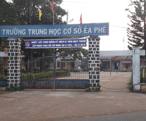Nhận tiền 'chạy' việc, một hiệu trưởng bị khởi tố