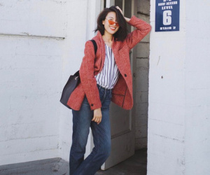 Áo blazer không hề một màu, nhàm chán bởi có ít nhất 5 biến tấu để các nàng thỏa sức làm điệu trong mùa lạnh năm nay