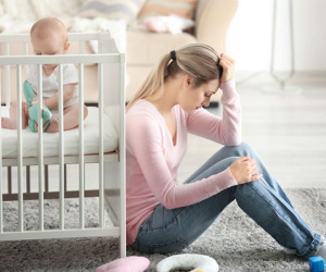 Mẹ chồng không cho tôi bước chân vào nhà vì đã gửi con cho bà để cùng chồng đi du lịch