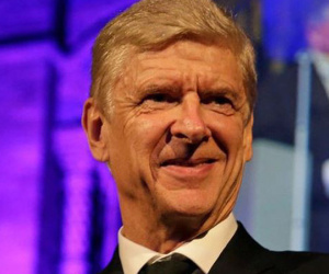 HLV Arsene Wenger bất ngờ chốt ngày trở lại