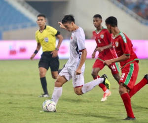HLV Lê Thụy Hải: 'Đừng bắt Đoàn Văn Hậu xuống U19 Việt Nam'