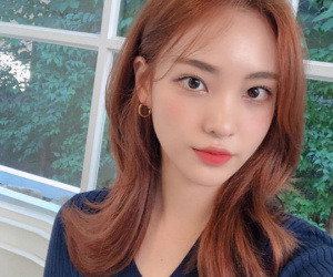 Nếu bạn dưỡng ẩm cật lực mà da vẫn khô căng, nguyên nhân rất có thể là do những thói quen sau