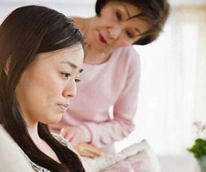 Nhịn ăn nhịn tiêu tặng mẹ chồng quà 20/10 hàng hiệu, không ngờ bà nói câu này