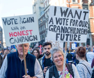 700.000 người đổ về London biểu tình đòi bỏ phiếu lần 2 về Brexit