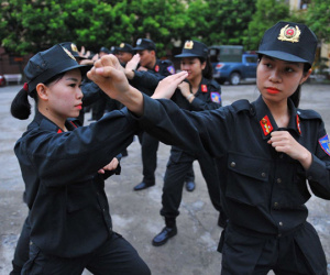 Hình ảnh đẹp trong tập luyện của các nữ chiến sĩ CSCĐ Việt Nam