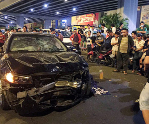 Video - Ảnh: Hiện trường vụ nữ tài xế điều khiển xe BMW gây tai nạn kinh hoàng ở ngã tư Hàng Xanh