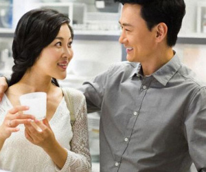 'Chăn' được em bồ non tơ, câu nói của cô ta khiến tôi lập tức về quỳ xin lỗi vợ