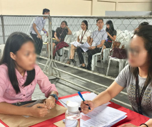 Cho rằng người xin việc không lễ phép vì gọi 'bạn' xưng 'mình', cô nàng đăng đàn 'dạy dỗ' nào ngờ bị ném đá