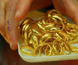 Giấu chồng quỹ đen 1 hộp vàng ròng: Tiền tỷ để riêng, bao đêm mất ngủ