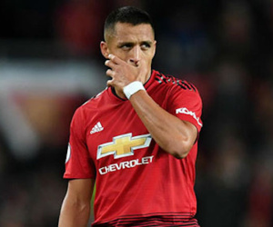 Mourinho gạch tên Sanchez khỏi trận tiếp Juventus