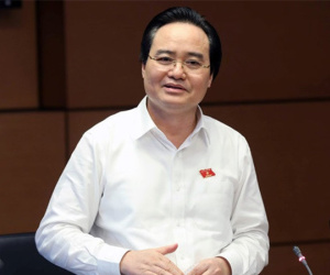 Bộ trưởng Phùng Xuân Nhạ giải trình về tiêu cực thi cử, sách giáo khoa