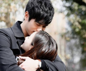 Vô tình phát hiện trong ví chồng có thứ này, vợ biết ngay bị phản bội và hành động cao tay để vạch trần