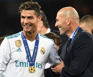 Real Madrid khủng hoảng vì Zidane & Ronaldo ra đi? Đừng nhầm!