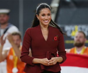 Lần đầu để tóc búi nửa, Công nương Meghan được cư dân mạng khen hết lời vì xinh lại cá tính