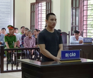 Nỗi đau của người cha già đi xin từng đồng bồi thường cho gia đình bị hại